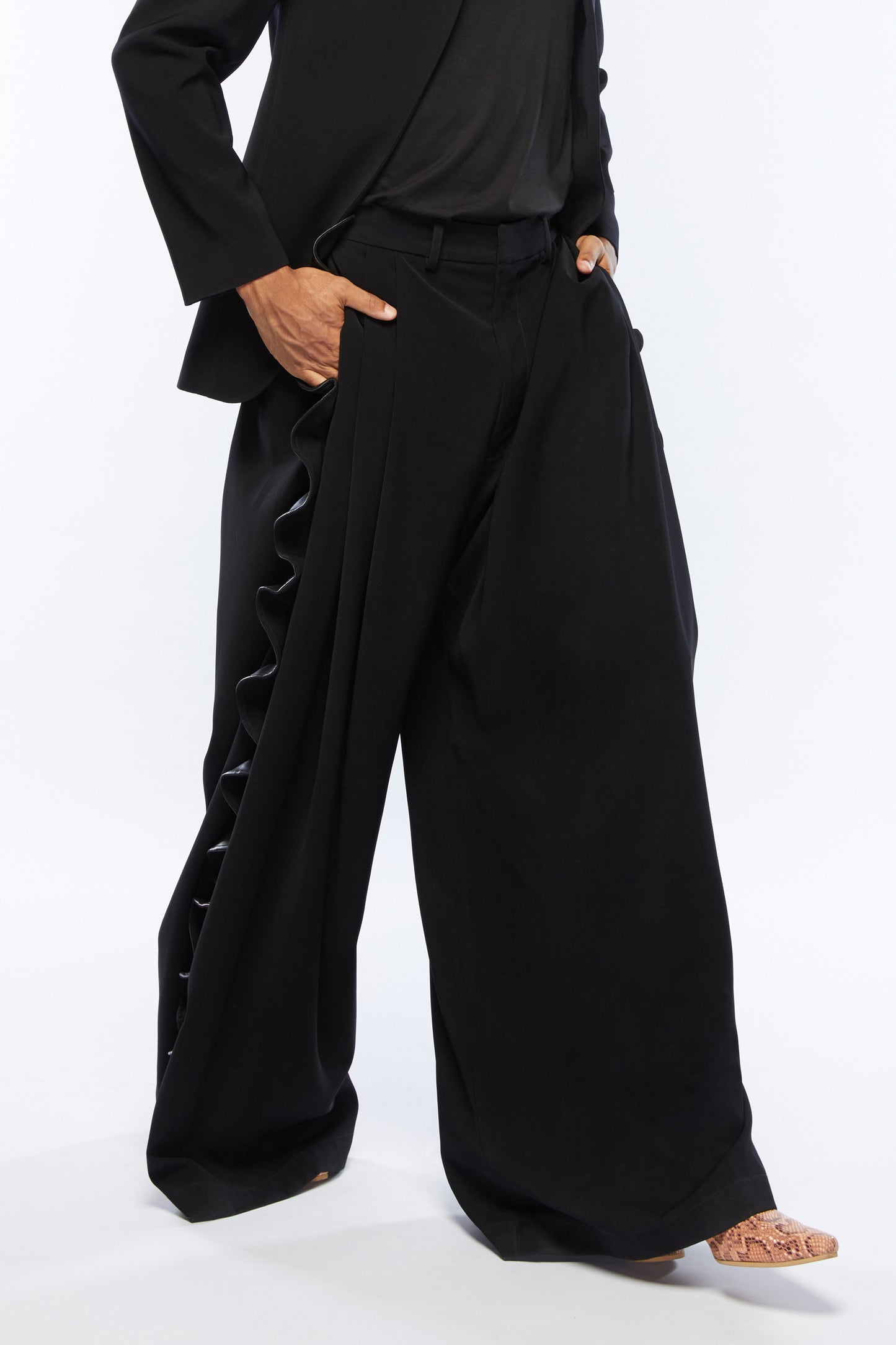 REI PANTS